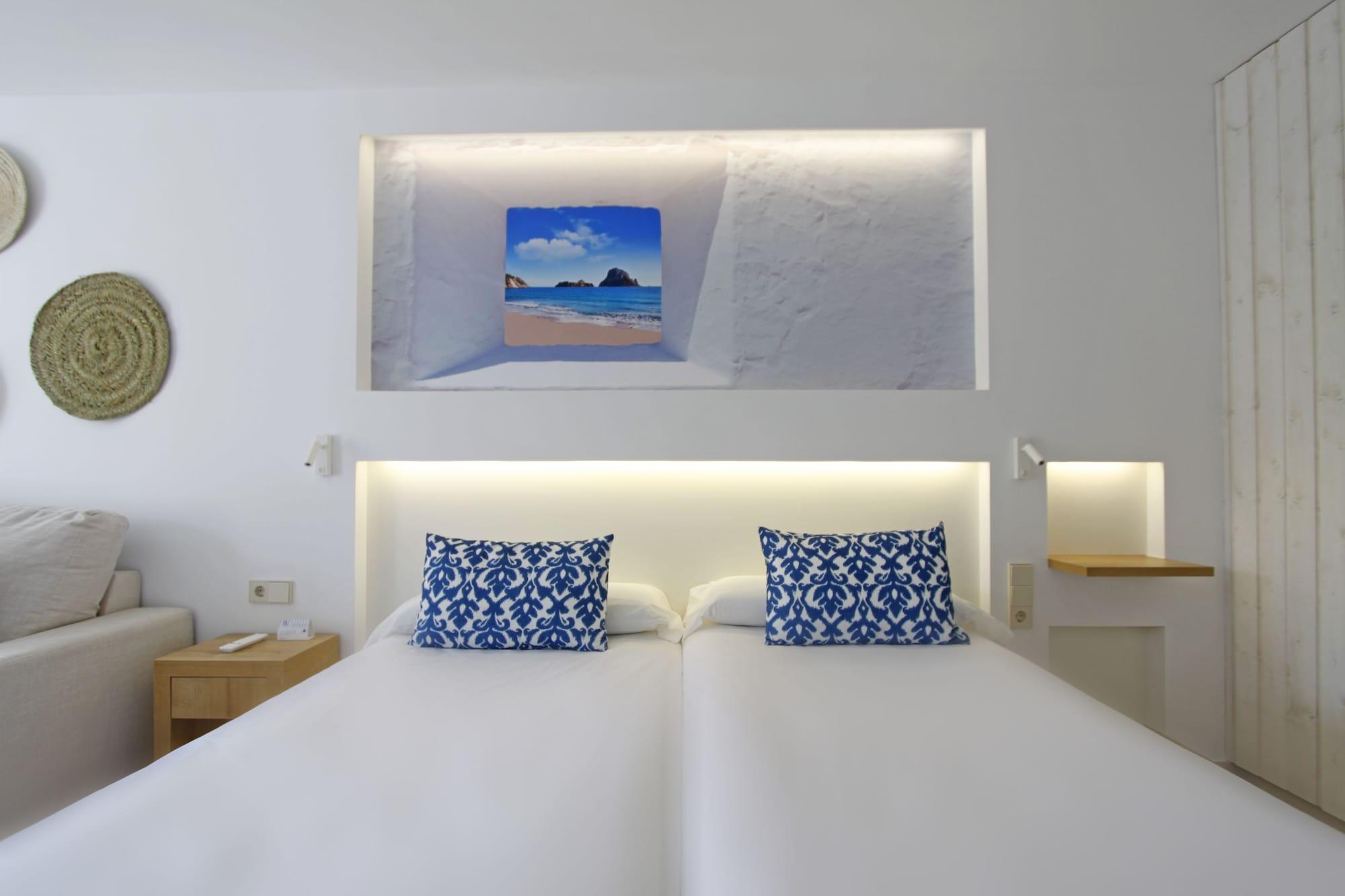 Bg Portinatx Beach Club Hotel Exterior foto
